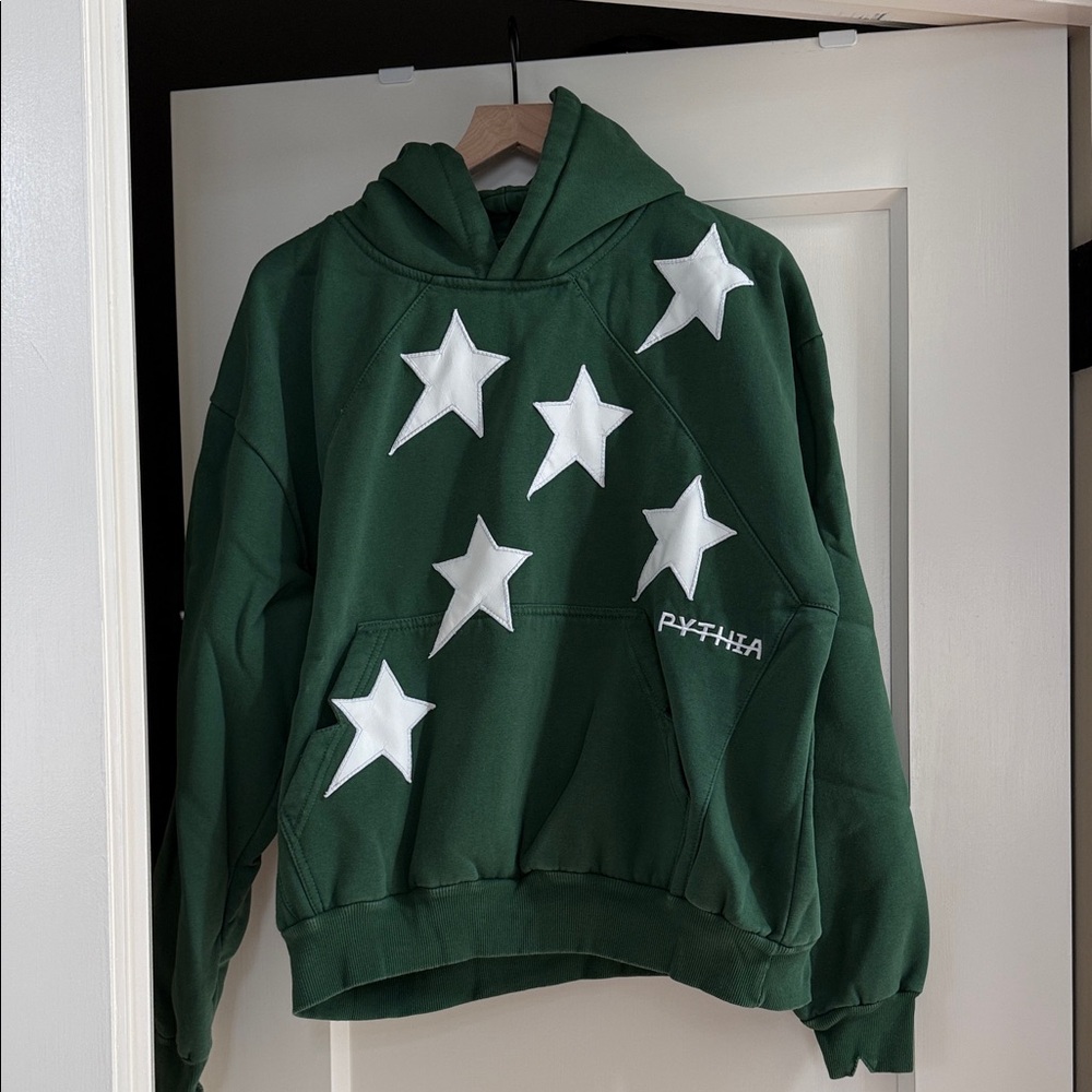 Green Star Pattern Hoodie